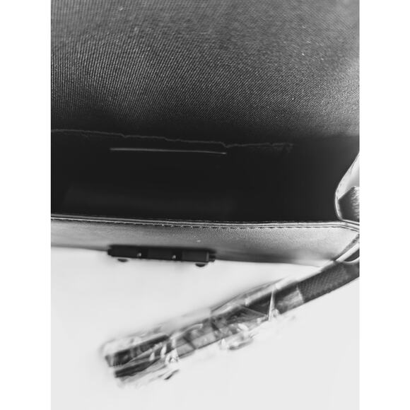 Nicole Miller Black Chain Accent Faux Leather Purse Bag - Picture 11 of 12